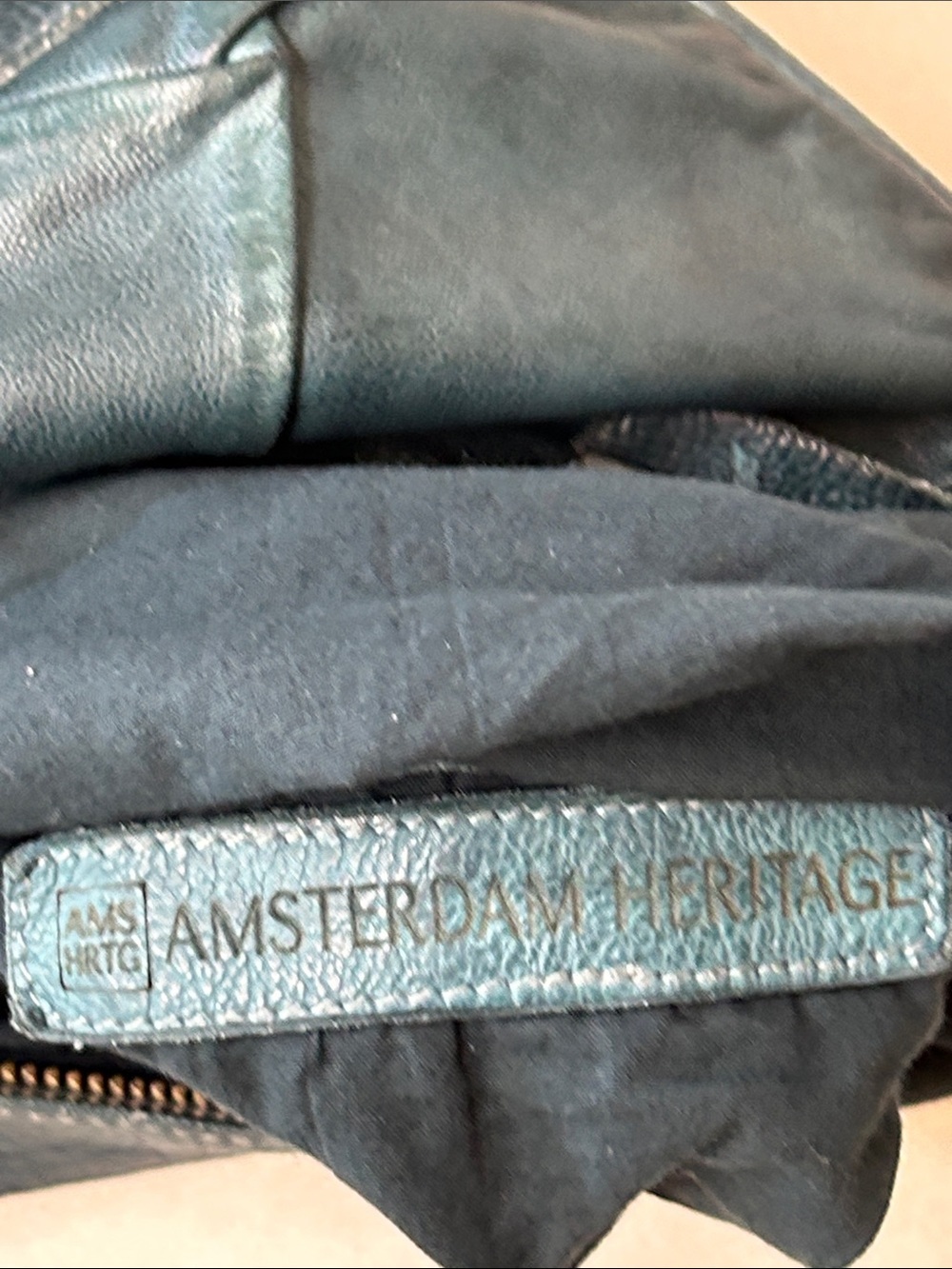 AMSTERDAM HERITAGE LEATHER CROSSBODY TEAL GREEN STRUCTURAL FOLD OVER PURSE - Picture 8 of 10